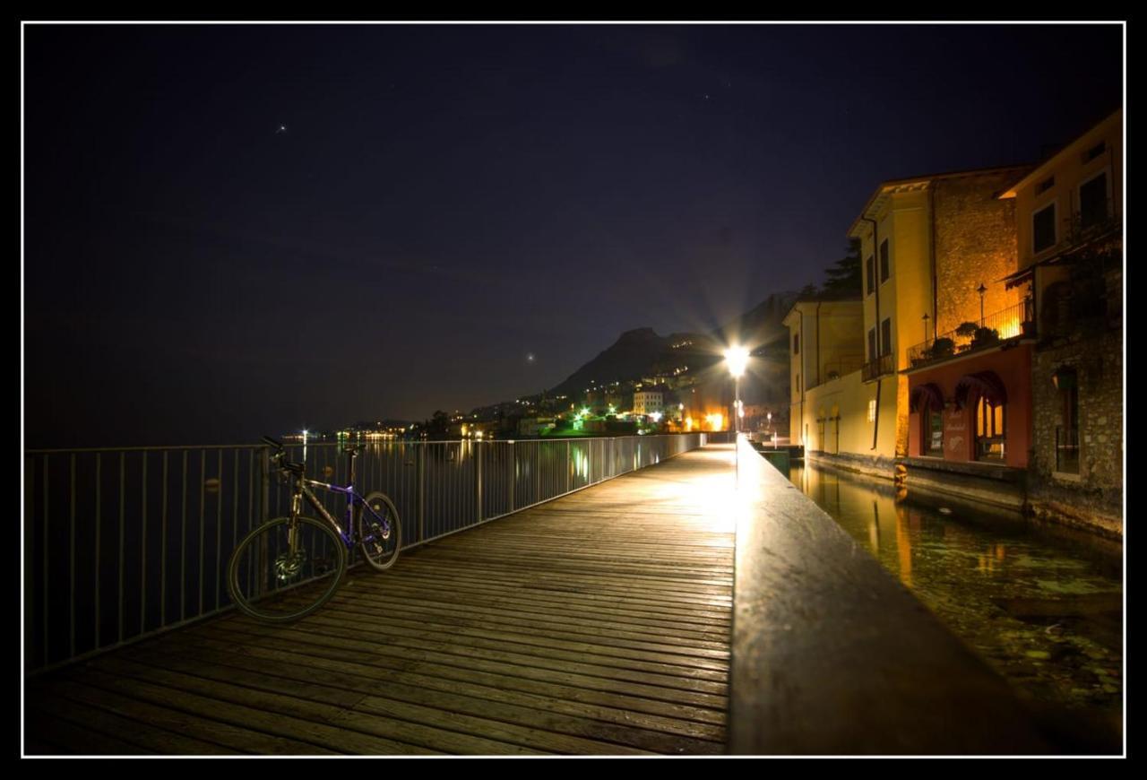 Hotel Garnì Bartabel Gargnano Exterior foto